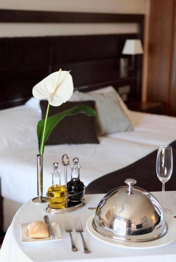 Gryf Deluxe Apartments In Centrum Szczecin Ngoại thất bức ảnh